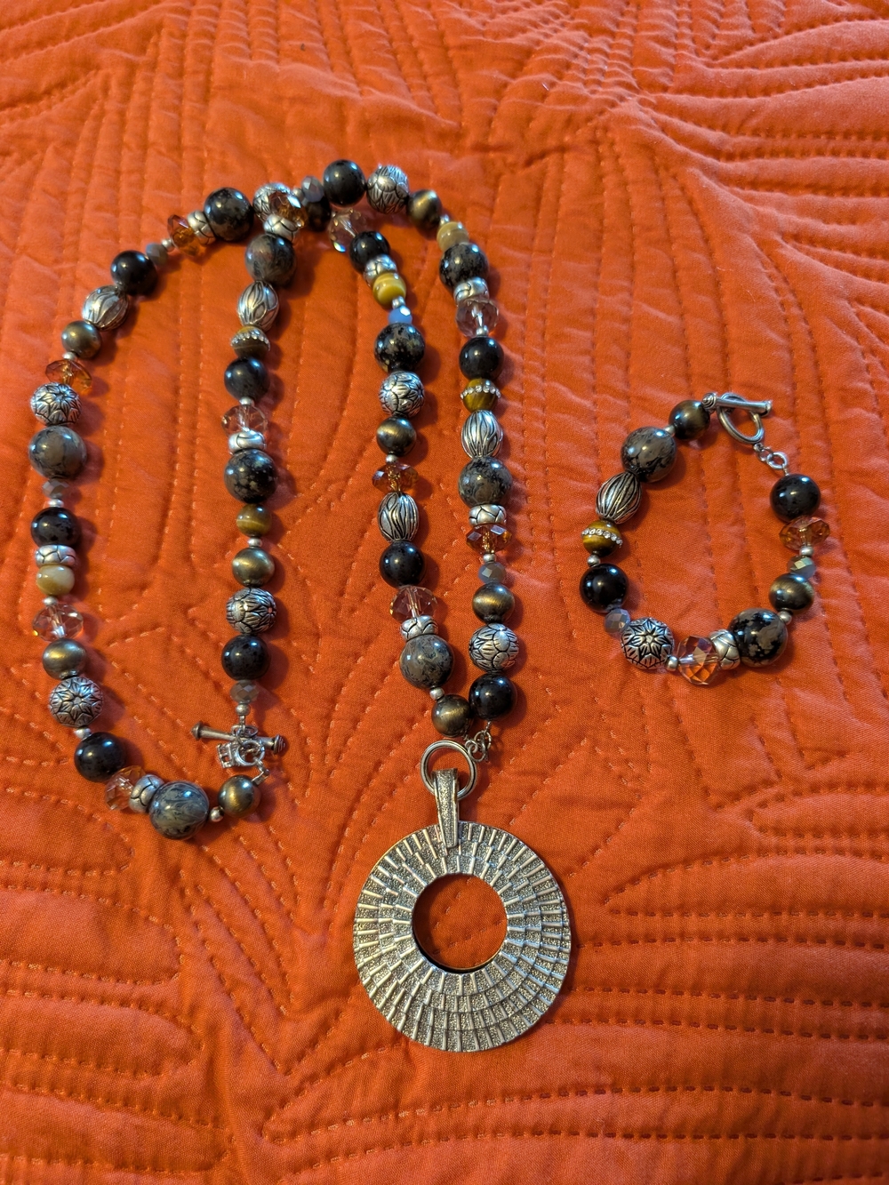 Premier Designs Top Notch Necklace _ Bracelet Set
